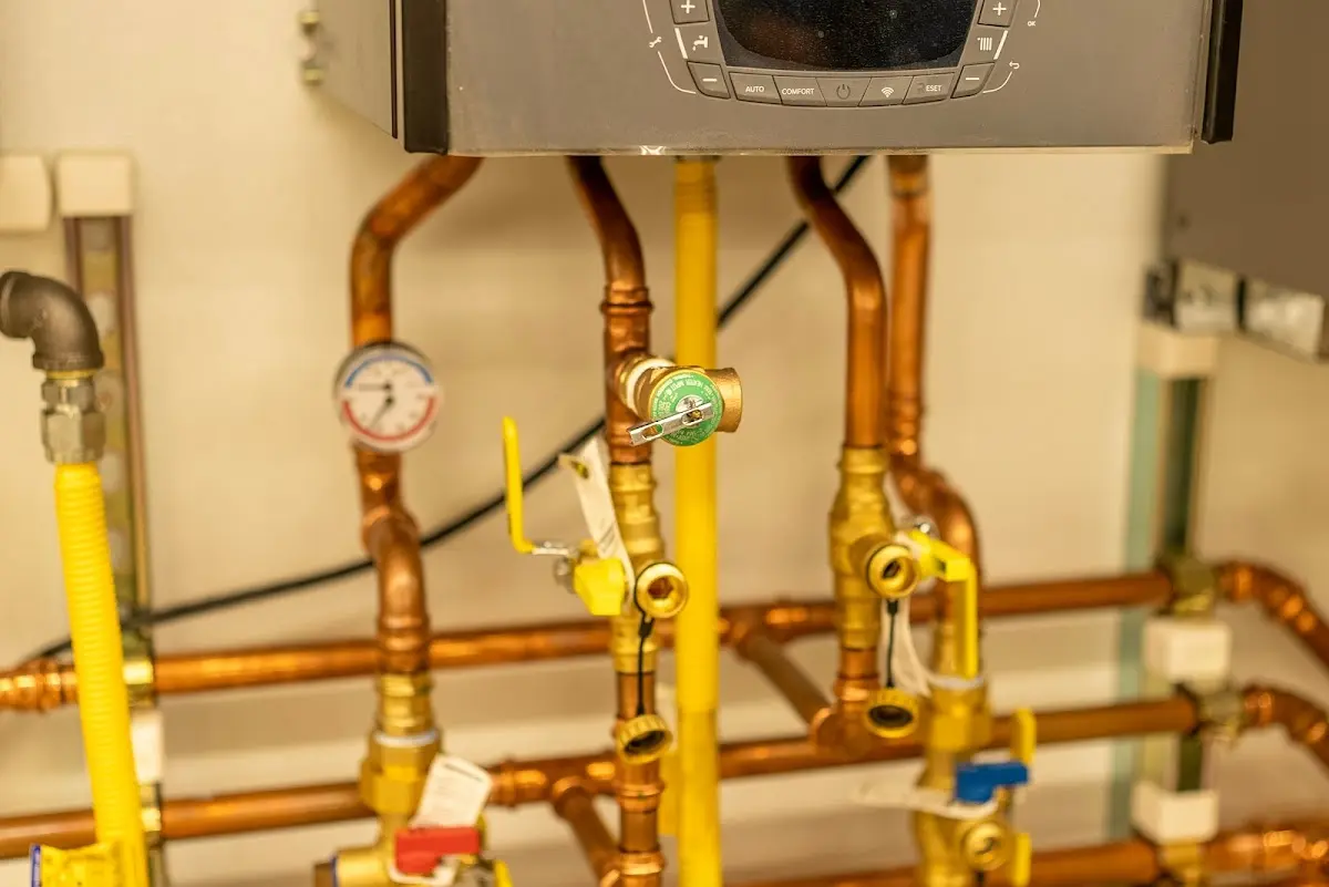 Licensed technician providing Sewer Cleanout for a homeowner in Madisonville